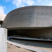 hadid_maxxi_021